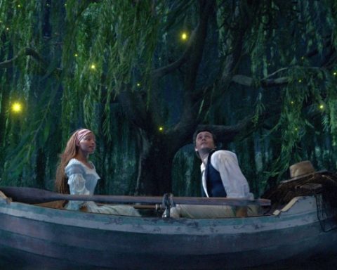 Rob Marshall’s Live Action Adaptation of Disney’s ‘The Little Mermaid’ Receives Positive Reviews Above and Below the Sea