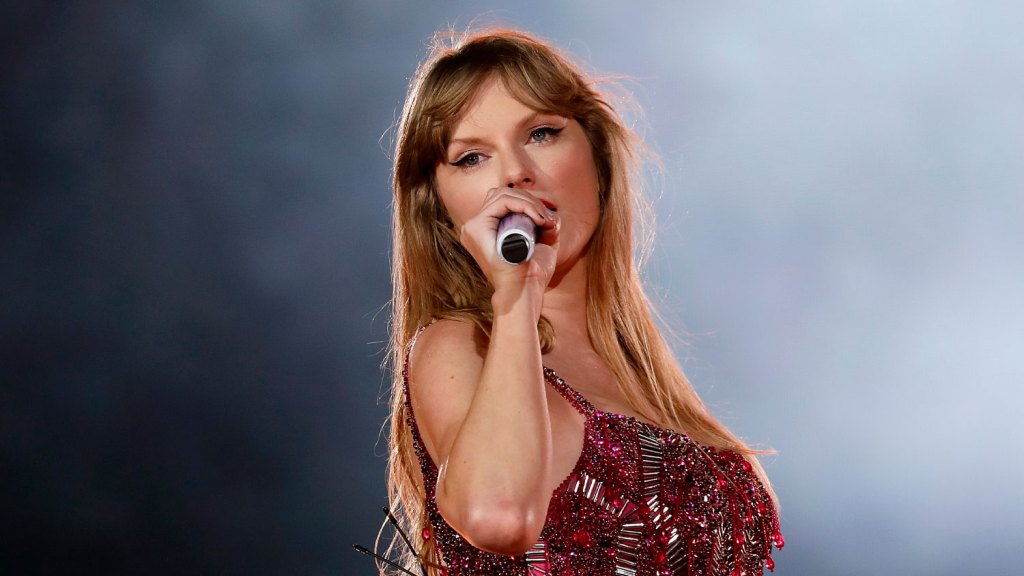 Taylor Swift Shows Support for LGBTQ+ Community with Pride Month Speech: “This is a Safe Space”