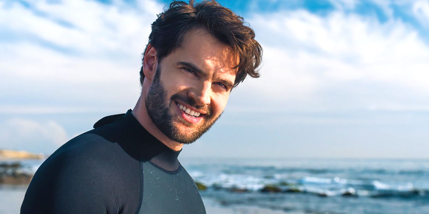 Tom Bateman Talks Based On A True Story, Playing A Likable Serial Killer & More