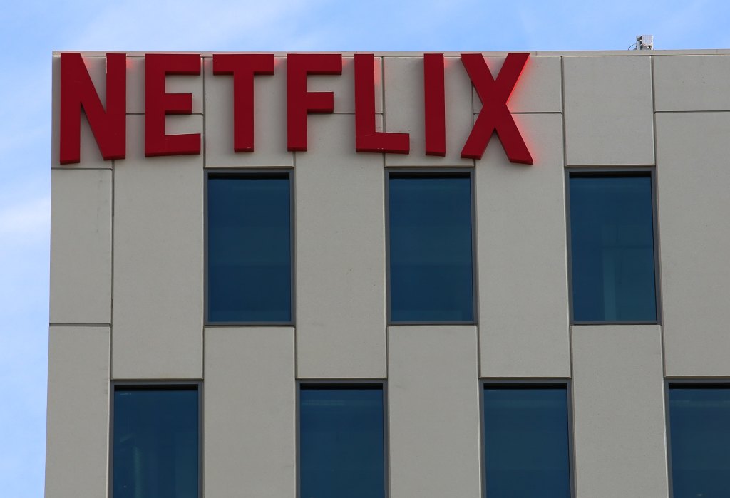 Netflix Shares Recover Most of 2022 Losses Amid Positive Analyst Outlook on Password Sharing and Advertising Opportunities