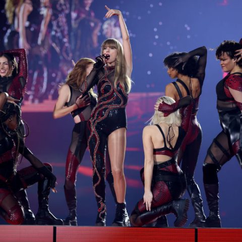 Taylor Swift Requests Concertgoers to Respect the Inspiration Behind Her Song ‘Dear John’