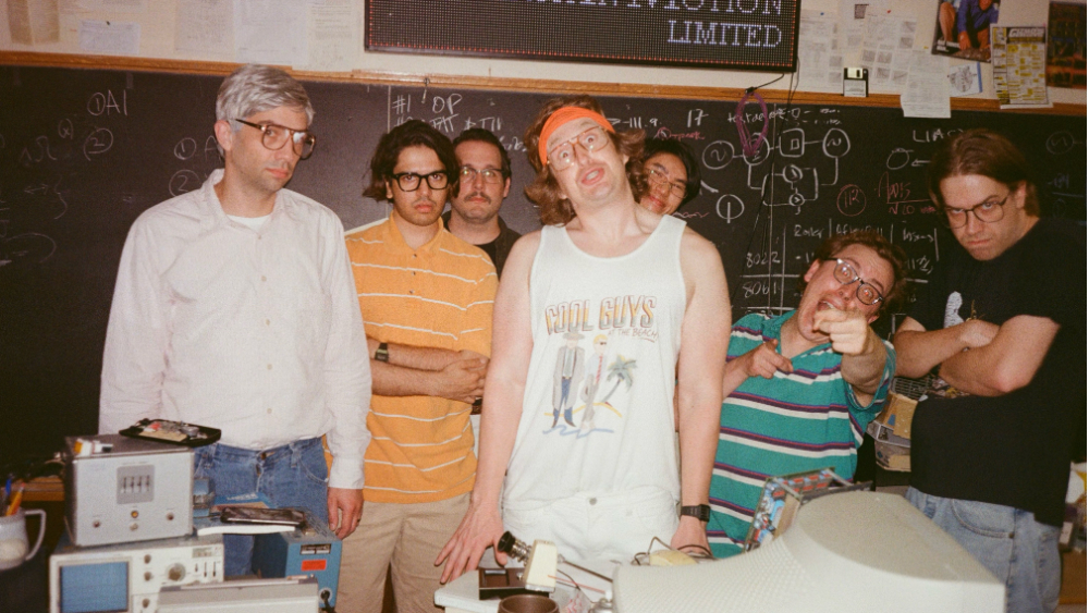 BlackBerry Review: A Smartphone Biopic Reveals Triumph and Tragedy Similar to ‘Elvis’