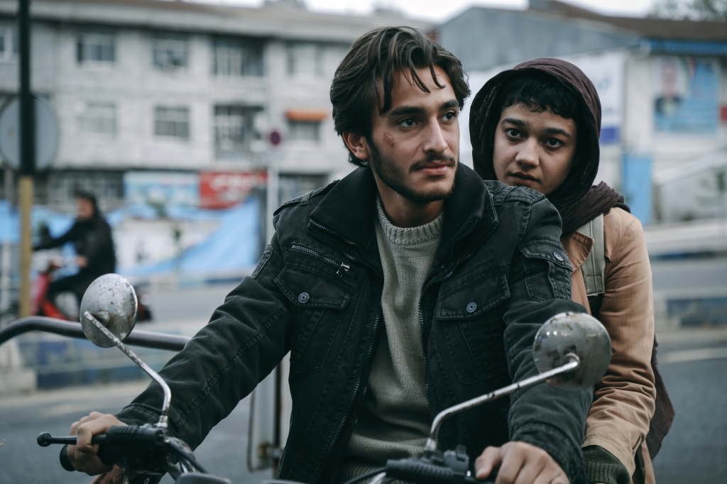 ‘Empty Nets’ Review: Iranian Perspective on Today’s Cost-Of-Living Crisis Explored at Karlovy Vary Int’l Film Festival
