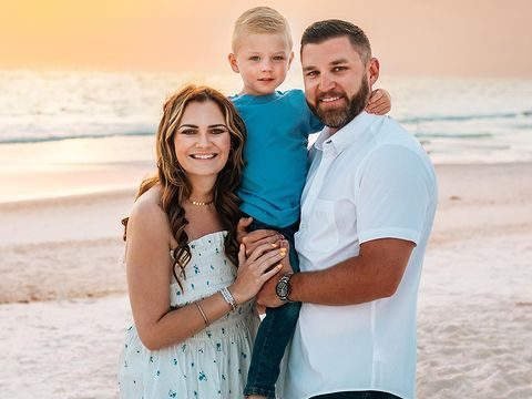 Haley Odlozil, TikTok Star Chronicling Cancer Fight to Millions, Passes Away at 30