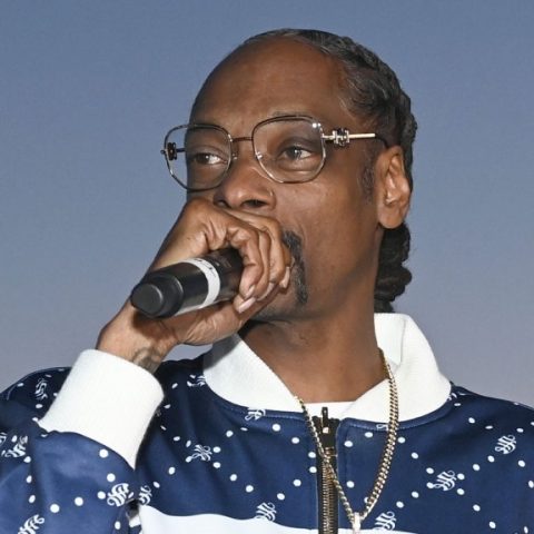Snoop Dogg Backs Striking Artists in Battle for Streaming Residuals: “Where’s the Money?”