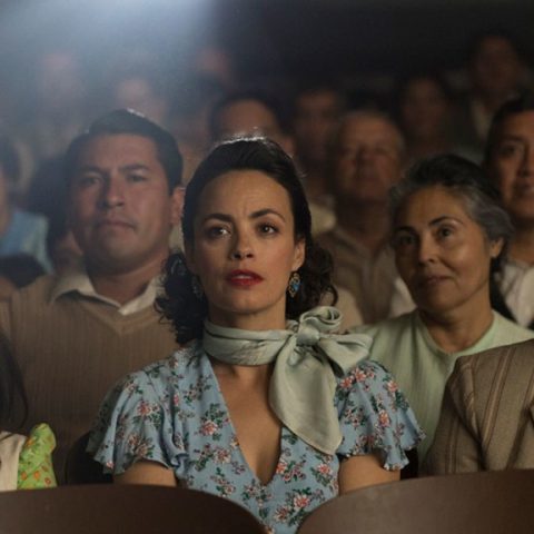 ‘The Movie Teller’ Review: Berenice Bejo, Daniel Bruhl Star in Captivating Chilean Blend of ‘The Last Picture Show’ and ‘Cinema Paradiso’ at Toronto Film Festival