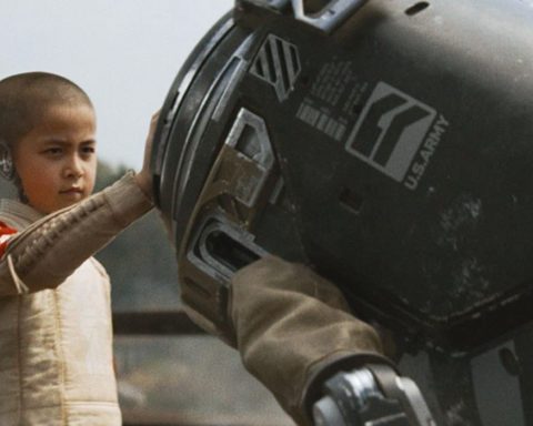 The Creator Director Gareth Edwards On Intensive Worldbuilding & Unique Robots