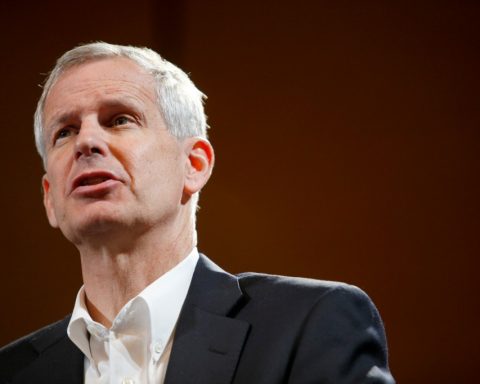 EchoStar Chairman Charlie Ergen Skips Dish Network Parent’s Quarterly Earnings Call Amid Growing Investor Concerns Over Debt