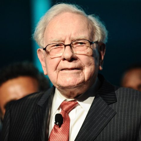 Warren Buffett sells all Paramount Global stock, loses significant amount of money